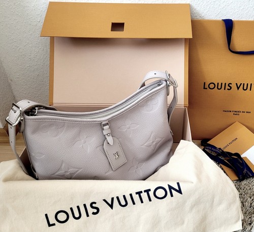 Louis vuitton carryall - vuitton, pm