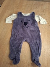 B.o. Nicky Baby Strampler Größe 56 mit passendem Pullover