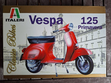 Vespa 125 Primavera | Italeri