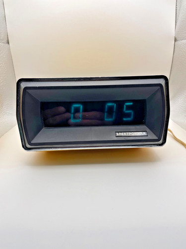 Elektronika 403 uhr - b6-403,