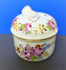 Porzellan Figur Deckeldose