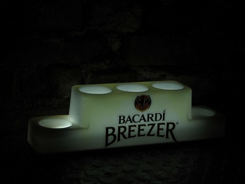 Anzeigen lichtschild bacardi - anzeigen,
