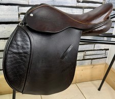 Medium barnsby pony - barnsby, club