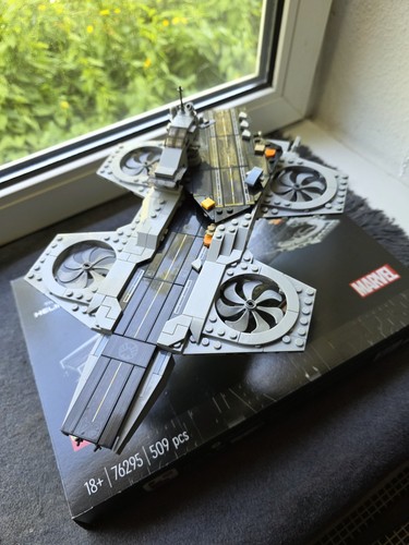 Lego super heroes helicarrier - heroes:,