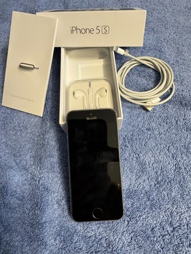 Apple iphone 32gb space - -,