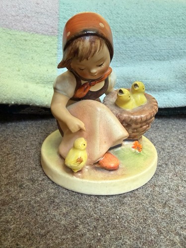 Alte antike hummelfigur - alte,