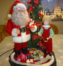 Holiday Creations Weihnachtsmann mit Kindern,Tannenbaum,Bewegung,Musik,Licht süß