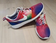 NIKE Roshe Run Tie Dye Rainbow