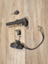 Aprilia SR 50 Di Tech ZD4RLB Zündschloss Schlosssatz Sitzbankschloss