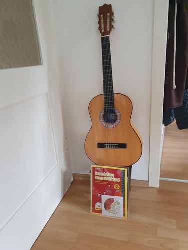Verkaufe meine konzert gitarre - konzert,