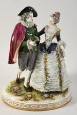 C25U31- Ludwigsburg Porzellan Figurengruppe Dame u Herr teils filigran