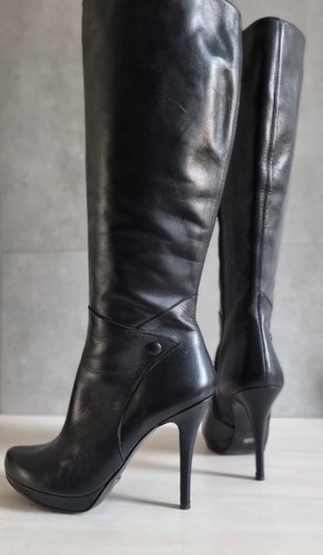 Hingucker neuwertige stiefel - hingucker!!,