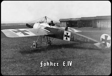 Blechschild 20x30cm gewölbt Eindecker Jagdflugzeug Fokker E.IV 1915 Deko Schild