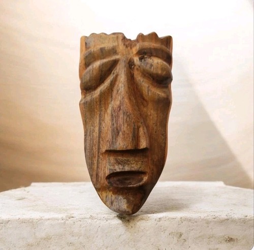 Alte holz maske massivholz - alte,
