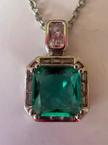 Silbrige kette mit - silbrige,