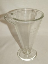 Poncet D.R.G.M. Glas - Messbecher für Salz Graupen Mehl Sago Gries Zucker usw.