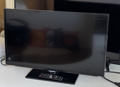 Samsung smart ue32es5700 - samsung,