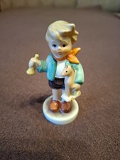 Alte Hummelfigur Goebel Hummel Figur Hum 239 / C Junge mit Holzpferd 9cm Figuren