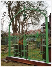 ♛ Romantik Tor mit Rosenbogen und Laterne Himmelspforte ♛