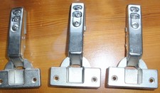 gebrauchte 4x GRASS 1000 Serie 95° Möbelscharnier mit Feder und Montageplatte