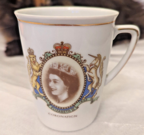 Royal coronation queen - royal, of