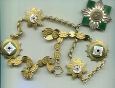 Large tailcoat chain shooting