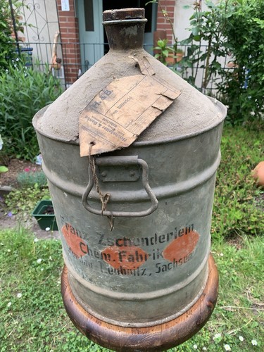 Altes ölfass ölkanister - altes,