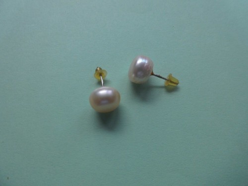 Goldfarbene ohrstecker mit - goldfarbene,