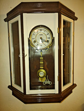 Wanduhr Treton mechanisches