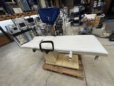 AGA Untersuchungsliege, Therapieliege