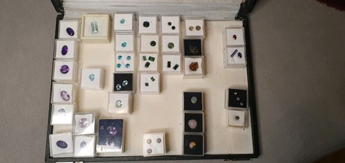 Edelsteinsammlung geschliffene