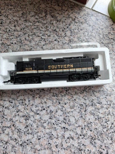 Bachmann 61204 gp50 - ,