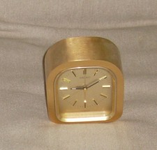 Seiko Tischuhr Quarz in gutem gebrauchte Zustand aus Nachlaß