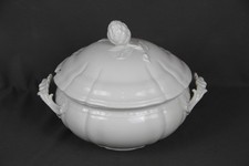 Nymphenburg Porzellan große Terrine Suppenterrine Rokoko weiß Artischocke