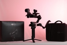 DJI RS 2 Pro Combo Gimbal wie neu OVP + Extra Griff