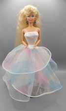 1992 Hollywood Hair Barbie Puppe mit tollem Kleid