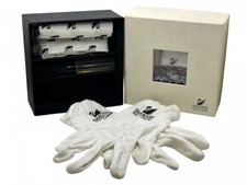 Swarovski Reinigungsset - Box  Display Accessories. Zustand siehe Fotos