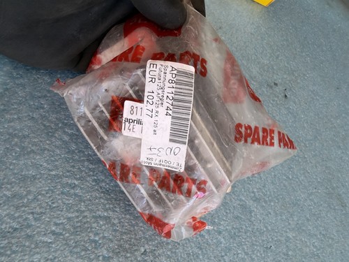 Ap8112744 spannungsregler - ap8112744,