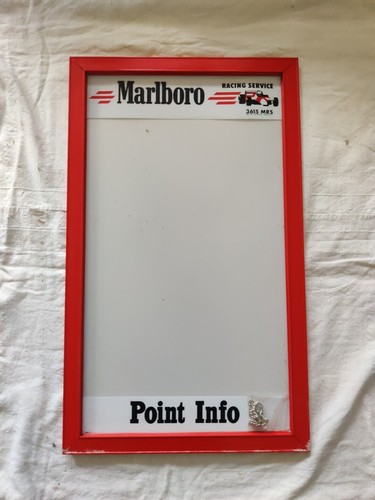 Marlboro racing service point - service,