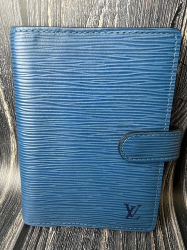 Louis vuitton agenda epi - louis,
