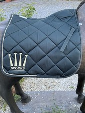 Spooks Schabracke für Dressur