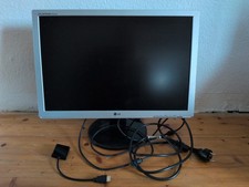 LG Flatron W2242T 56 cm (22