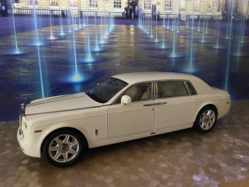 Rolls royce phantom - 1:18,