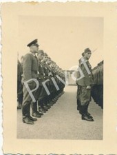 Foto WK II, Soldaten Luftwaffe Appell Kaserne B 1.64