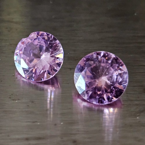 Paar rosa schmucksteine - schmucksteine, ca