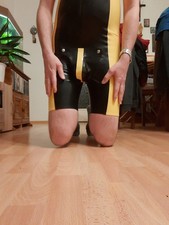 Latex Rubber Gummi Anzug Schwarz - Gelb 