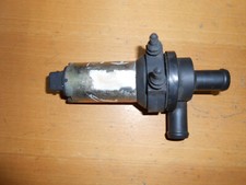 VW T4 IV Bus 2,5 Zusatzwasserpumpe Umwälzpumpe 251965561B