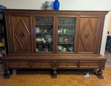 Wohnzimmerschrank alter Schule