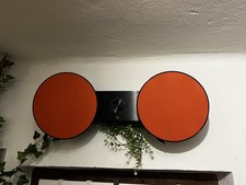 Bang & Olufsen BeoPlay A8 – Schwarz, mit Fernbedienung & Wandhalterung standfüße