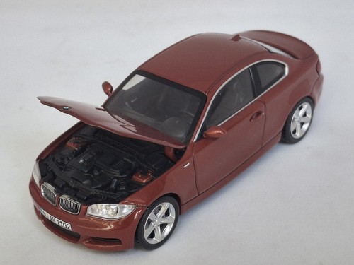 Minichamps bmw 1er serie - 1/43,